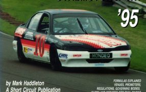 Complete Guide to Short Circuit Oval Motorsport 1st Edition